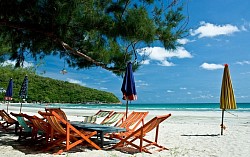 หาดแม่รำพึง ระยอง